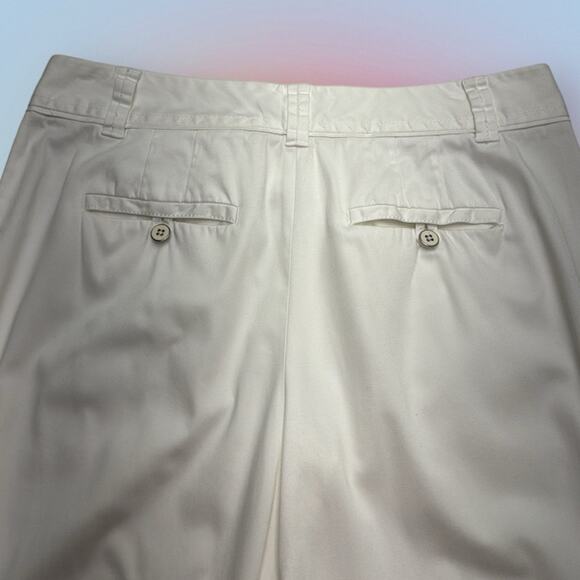 WHBM Women’s 8 White SLIM CAPRI Pant - Picture 5 of 5